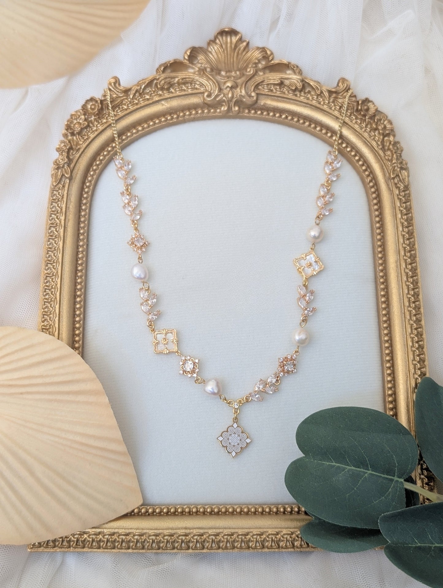 Vintage Pearl Edit Necklace