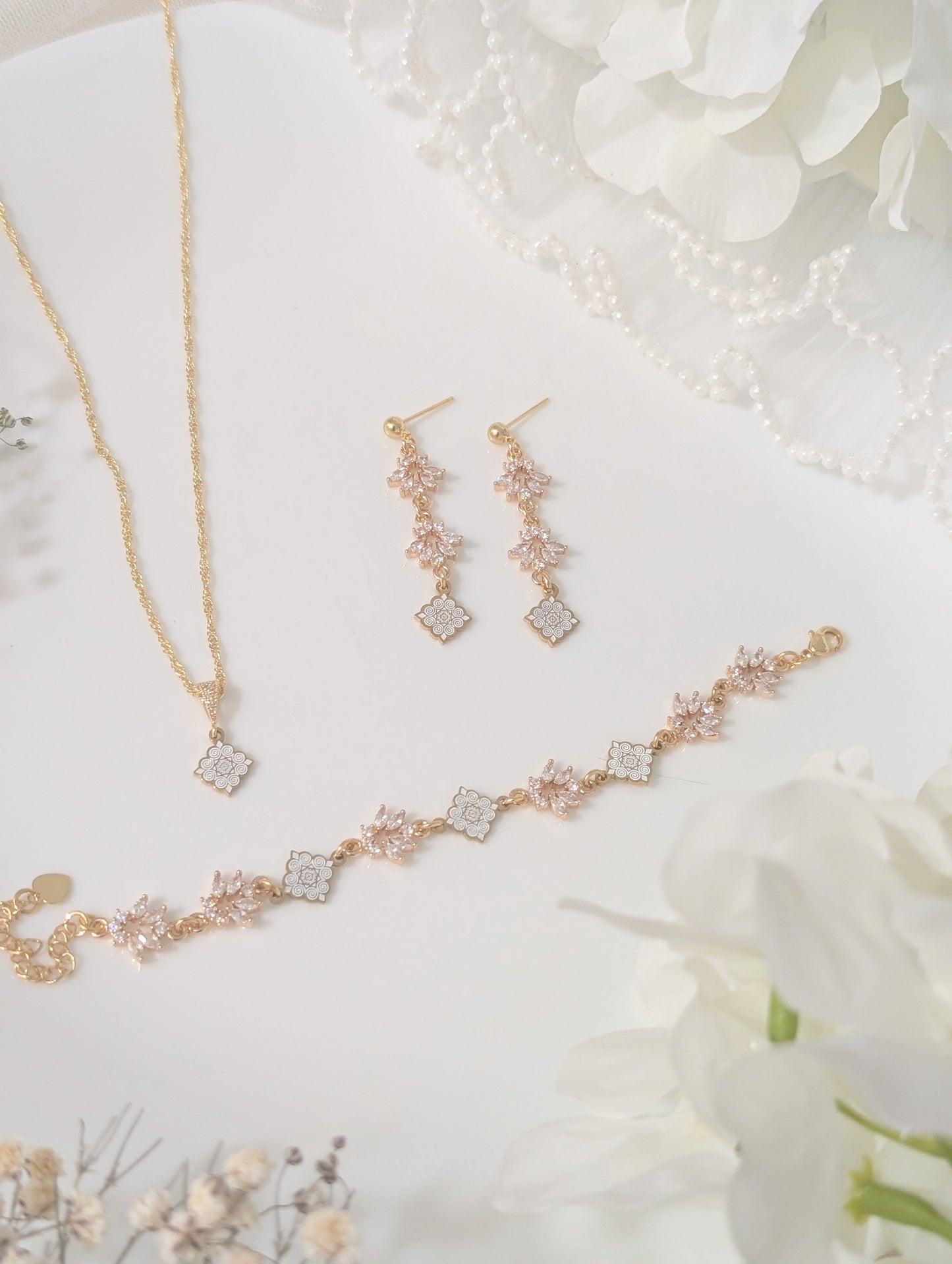 Sweet Celebration Bracelet