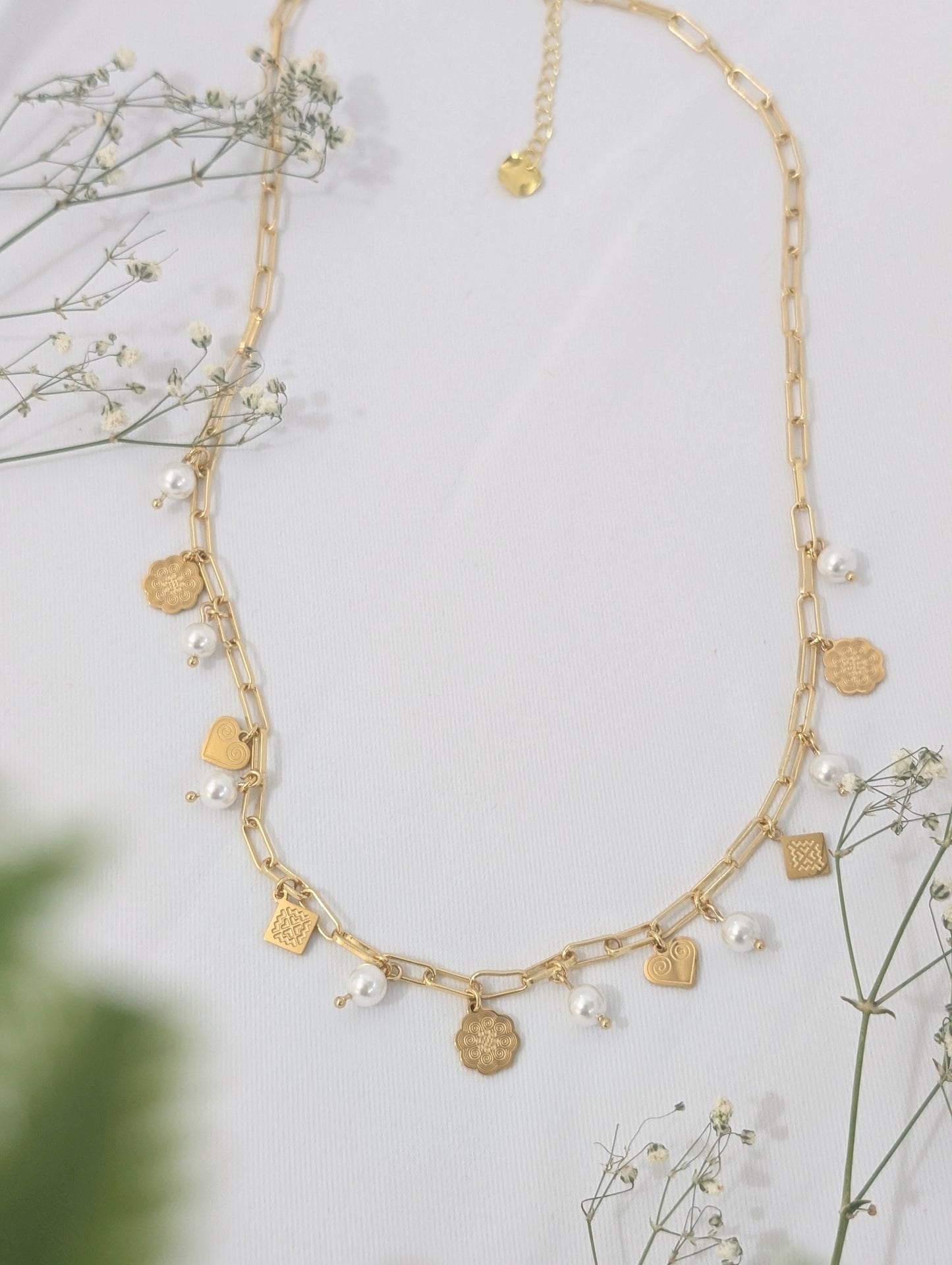 Natural Pearls Paperclip Charmed Necklace