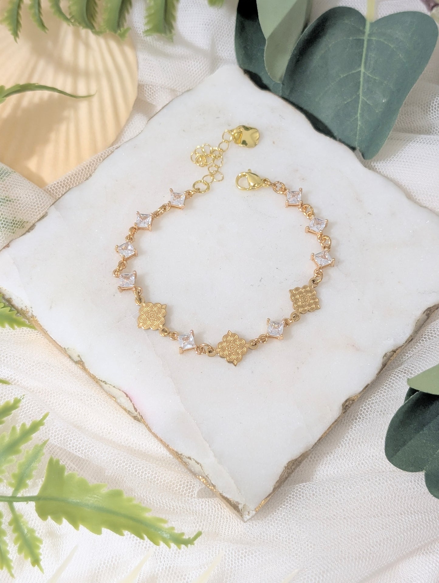 Diamond Crystal Pulse Bracelet