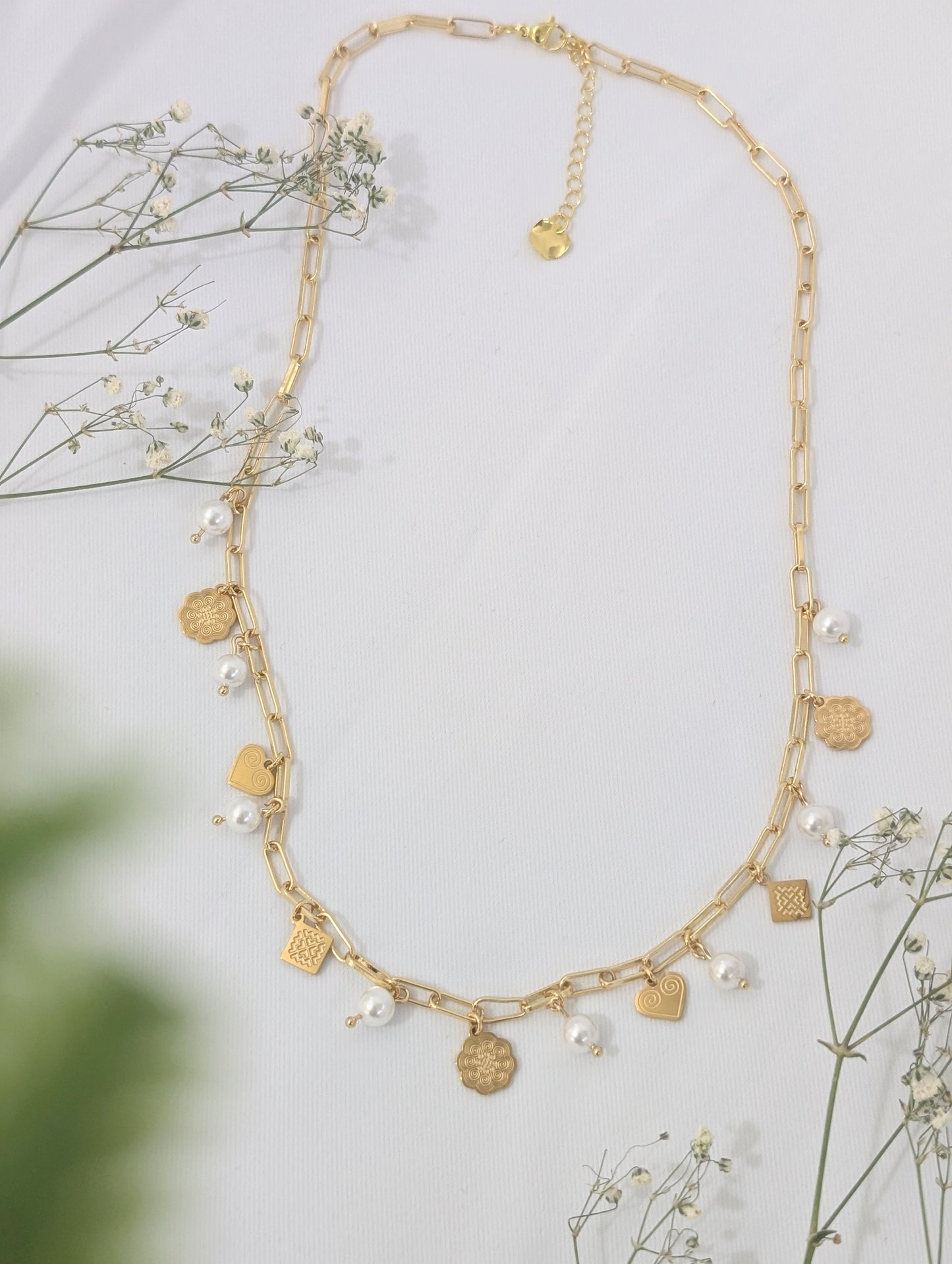 Natural Pearls Paperclip Charmed Necklace