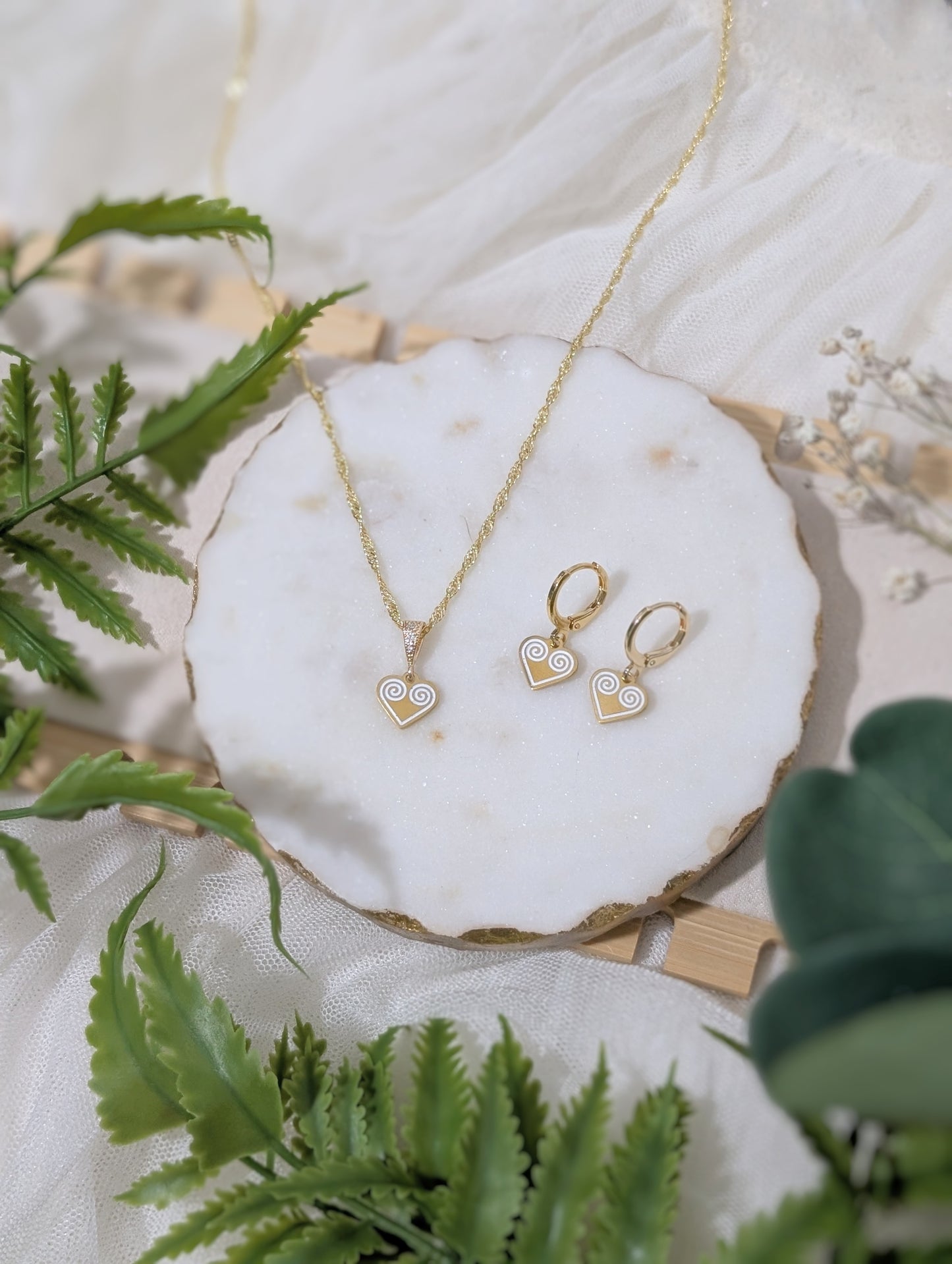 Dainty Gold White Heart Necklace and Earrings