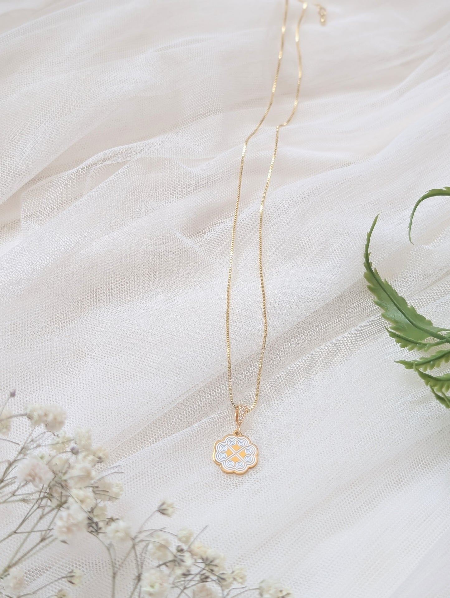 White Love Necklace