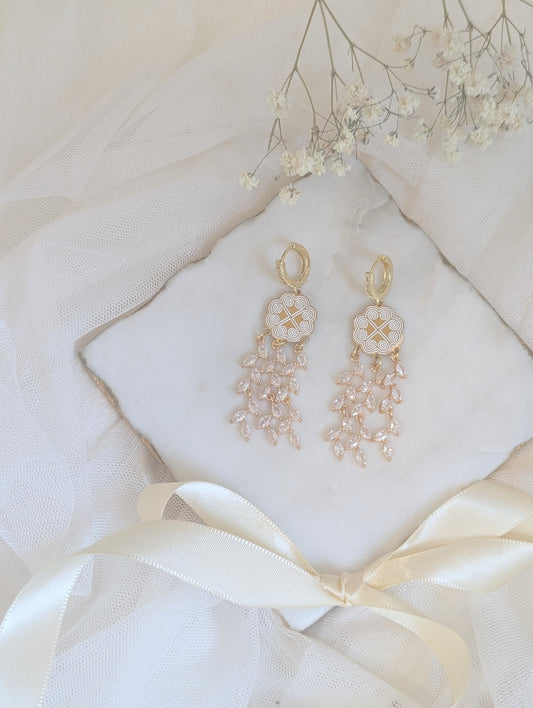 White Shimmer Earrings