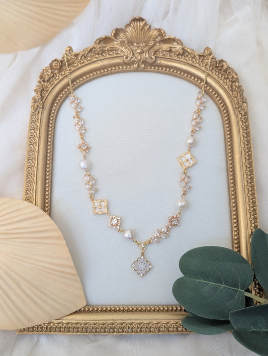 Vintage Pearl Edit Necklace