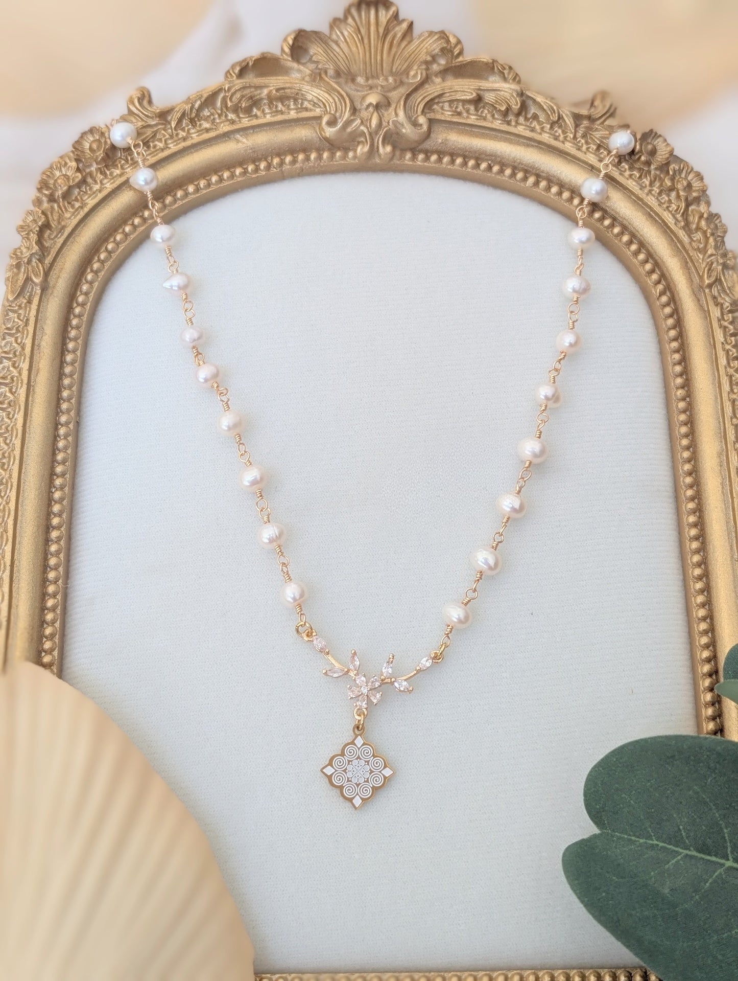 Pearl Edit Necklace
