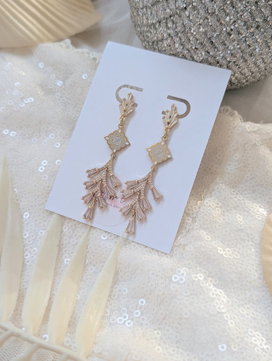 Élyse Earrings