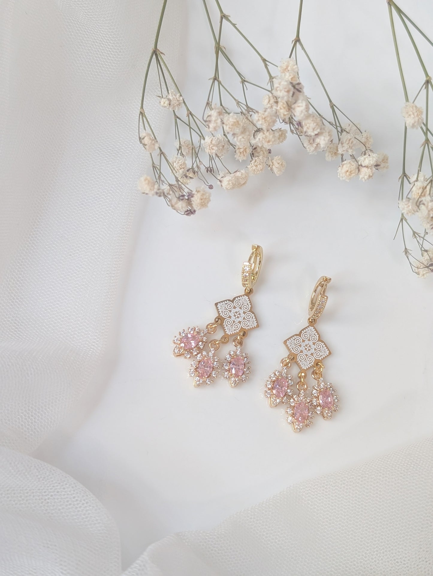 Rosé Drops Earrings