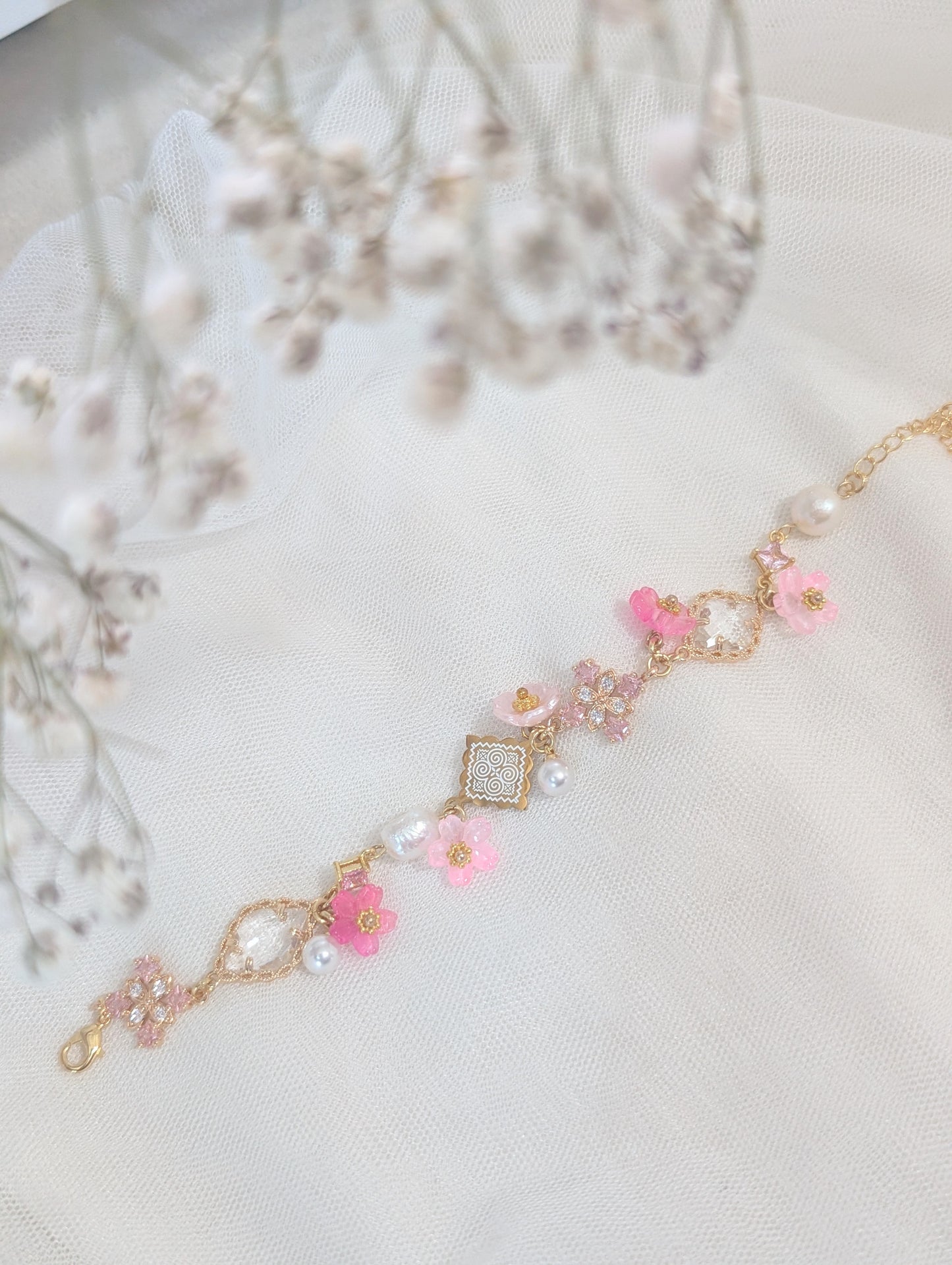 The Enchanted Heart Floral Bracelet