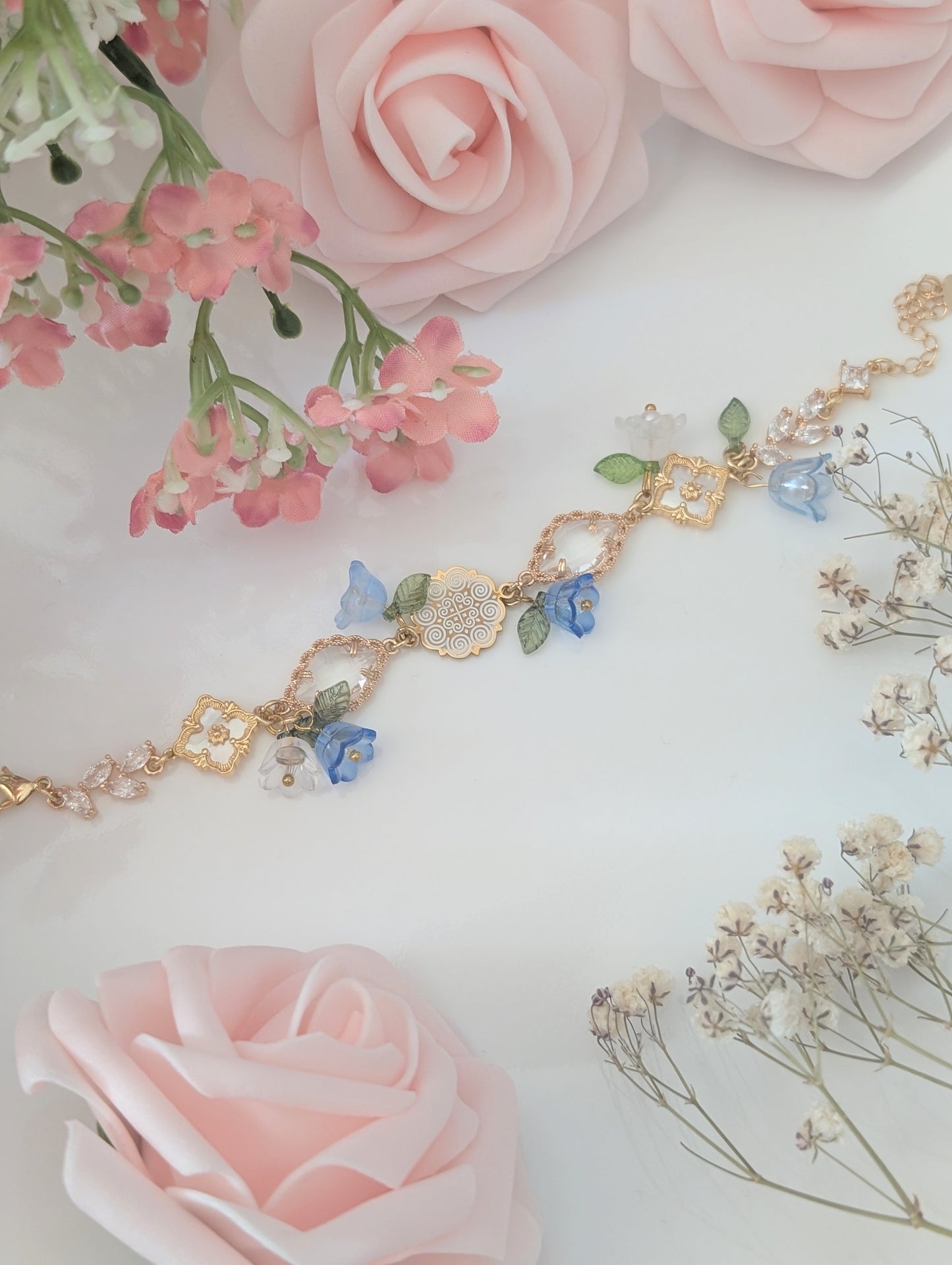 Soft Bloom Floral Bracelet
