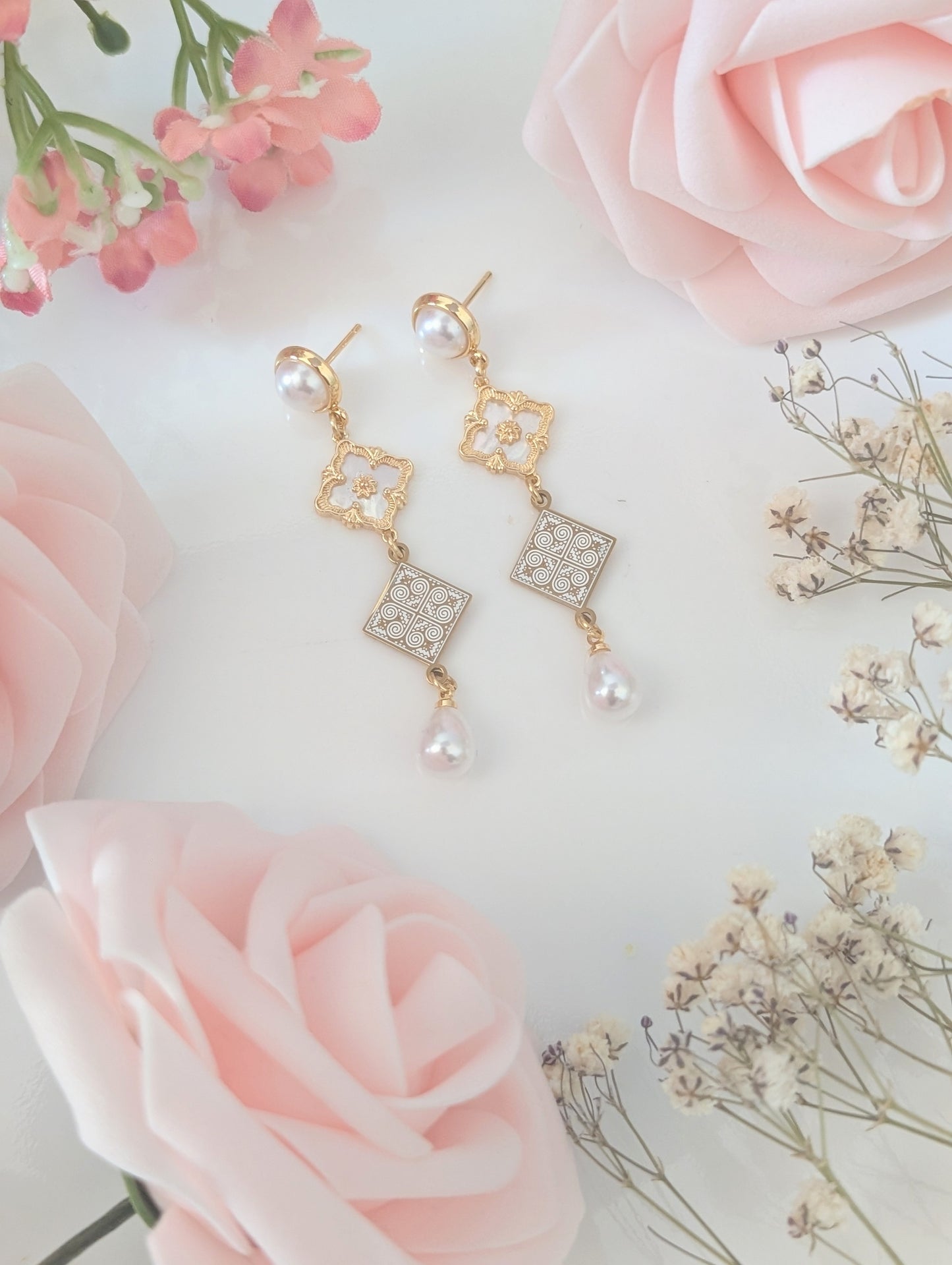 Luxe Pearl Earrings