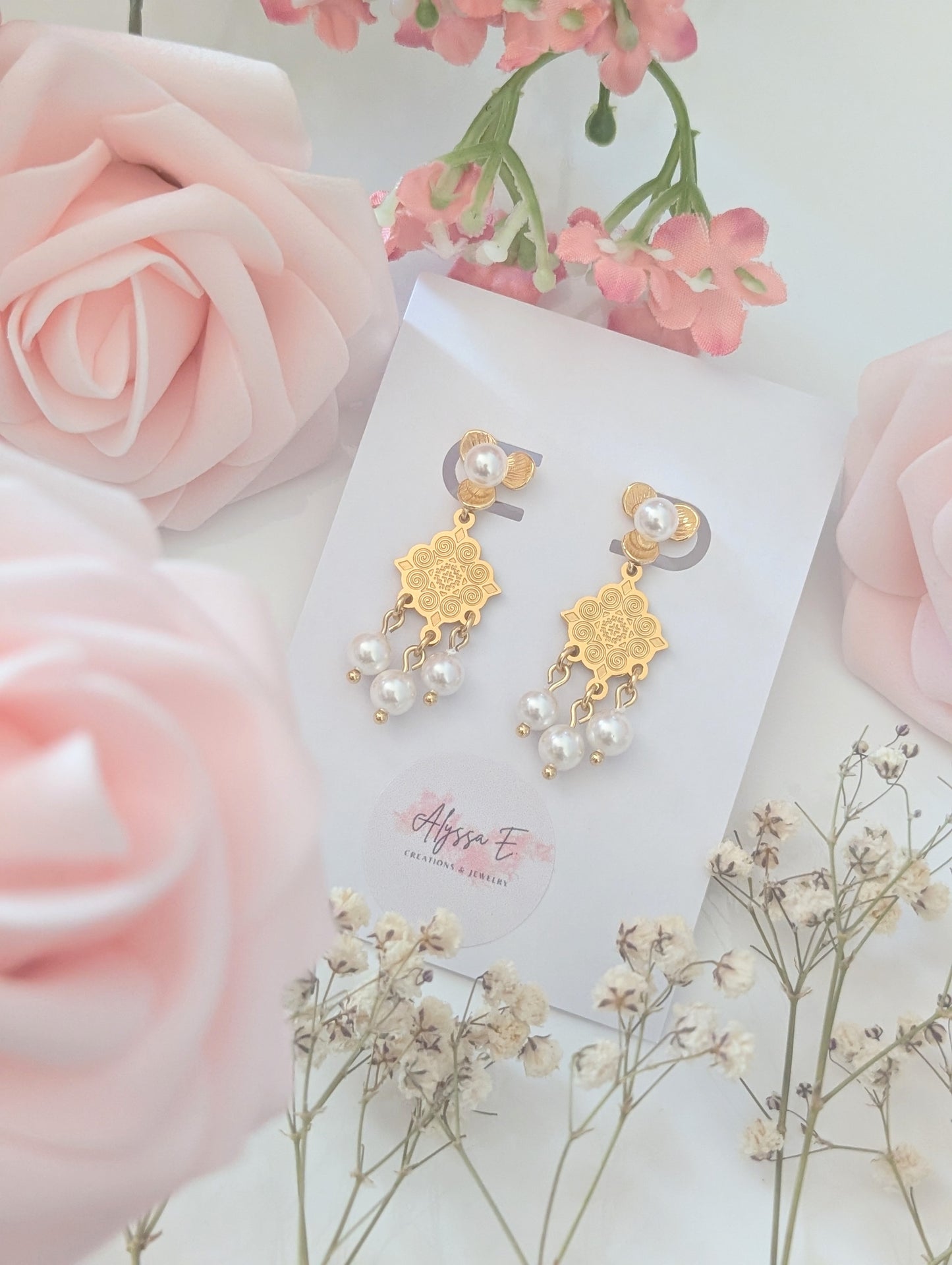 Golden Bloom Pearl Earrings