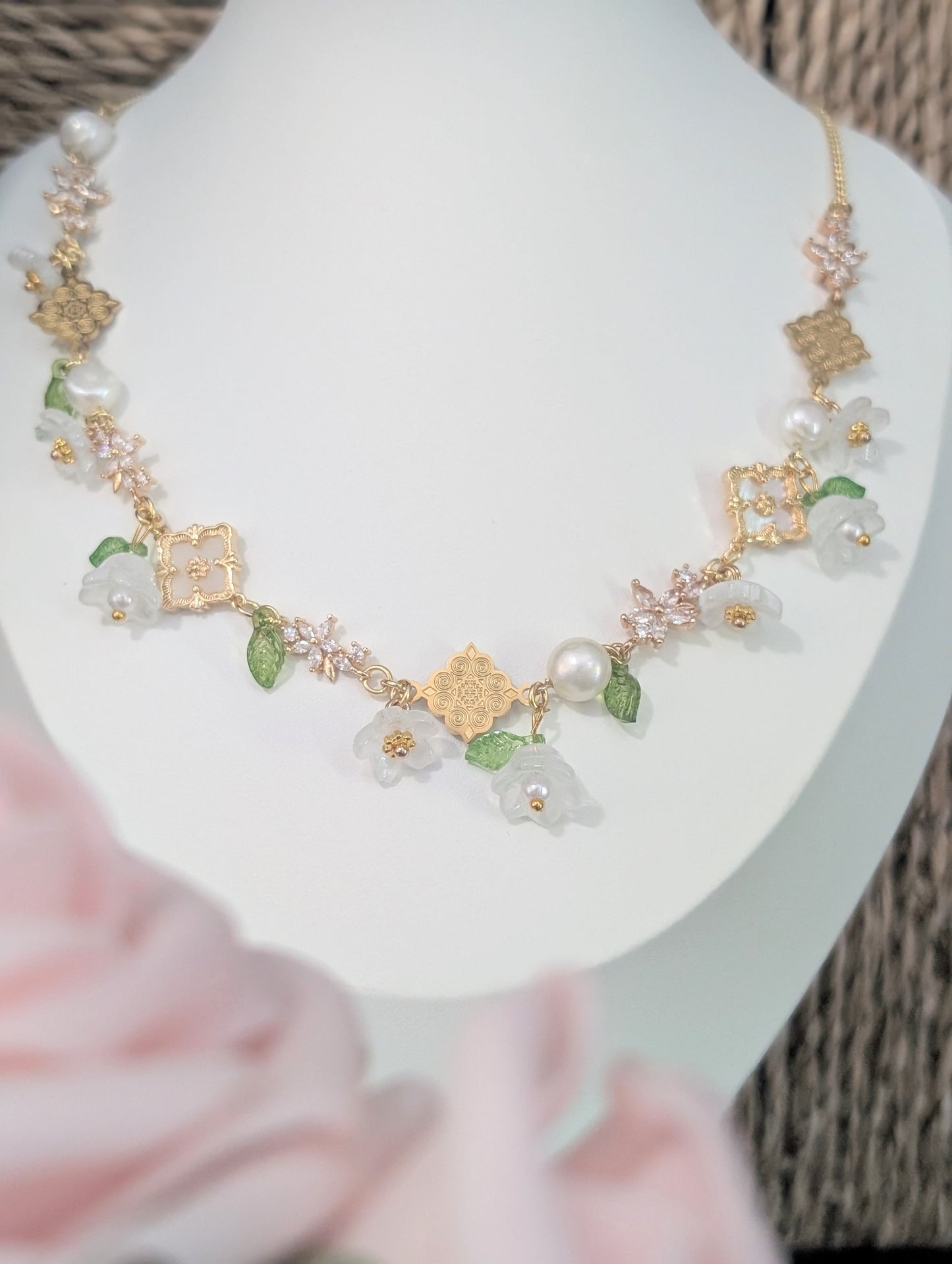 Blossom Vintage Shell Necklace