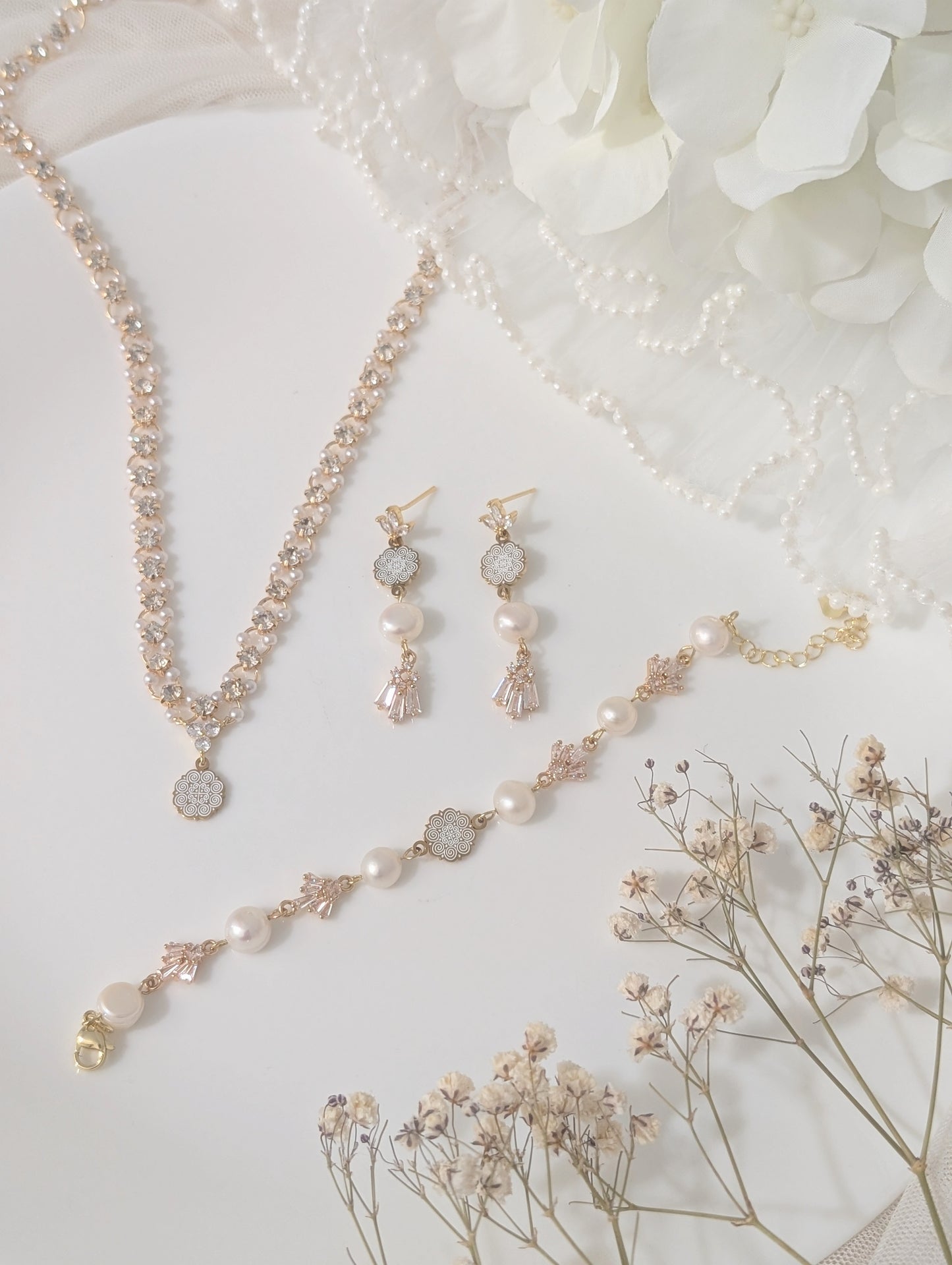 Celebration Pearls Earrings