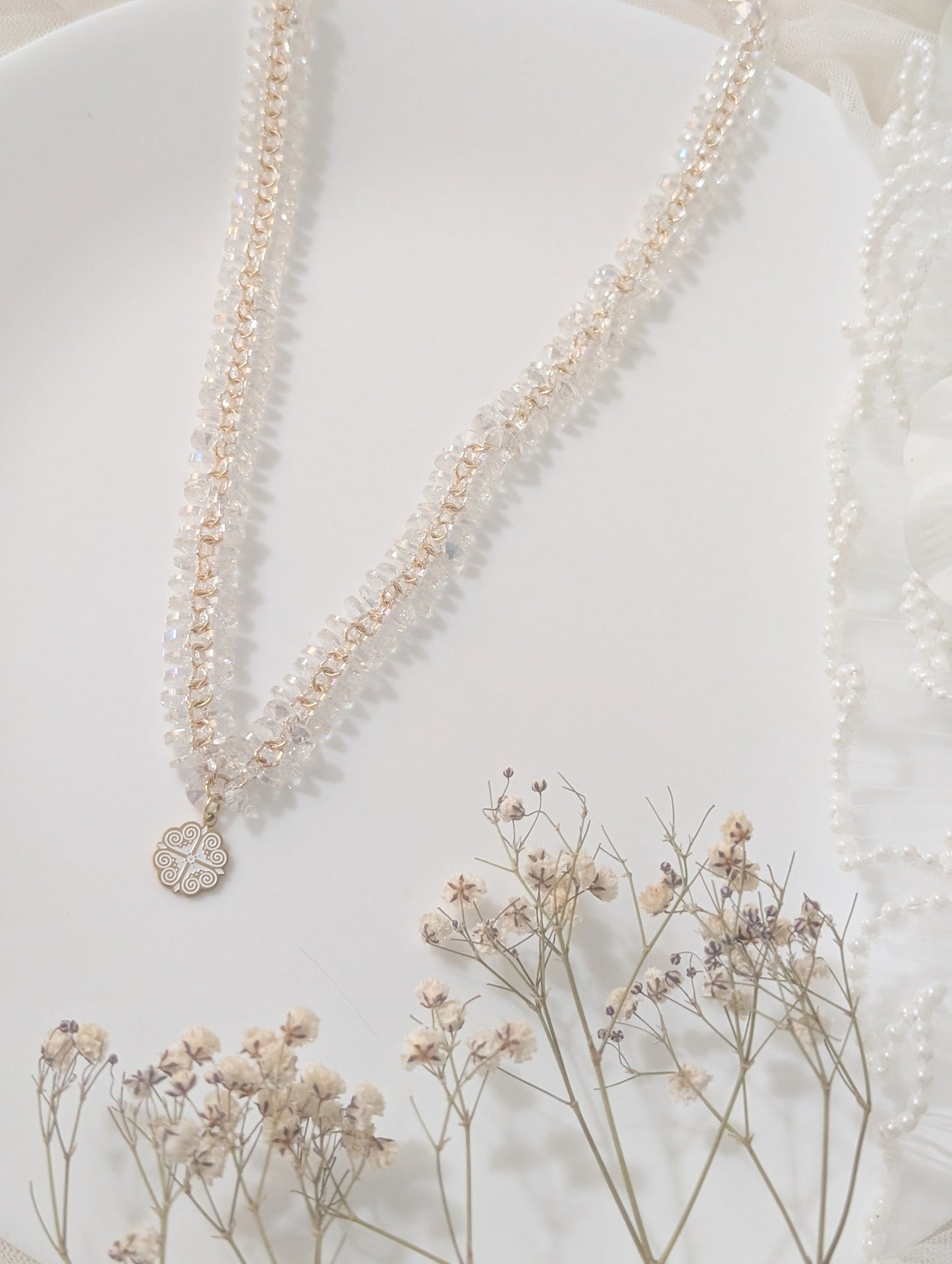 Opaline Necklace