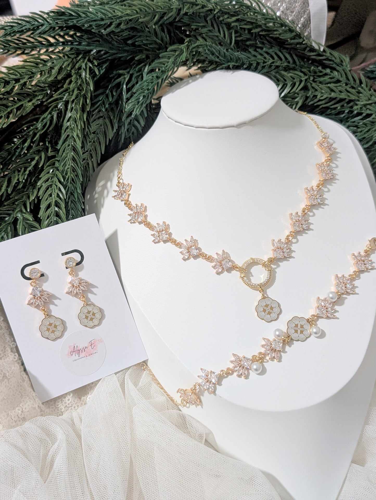 Season of Sparkle Necklace