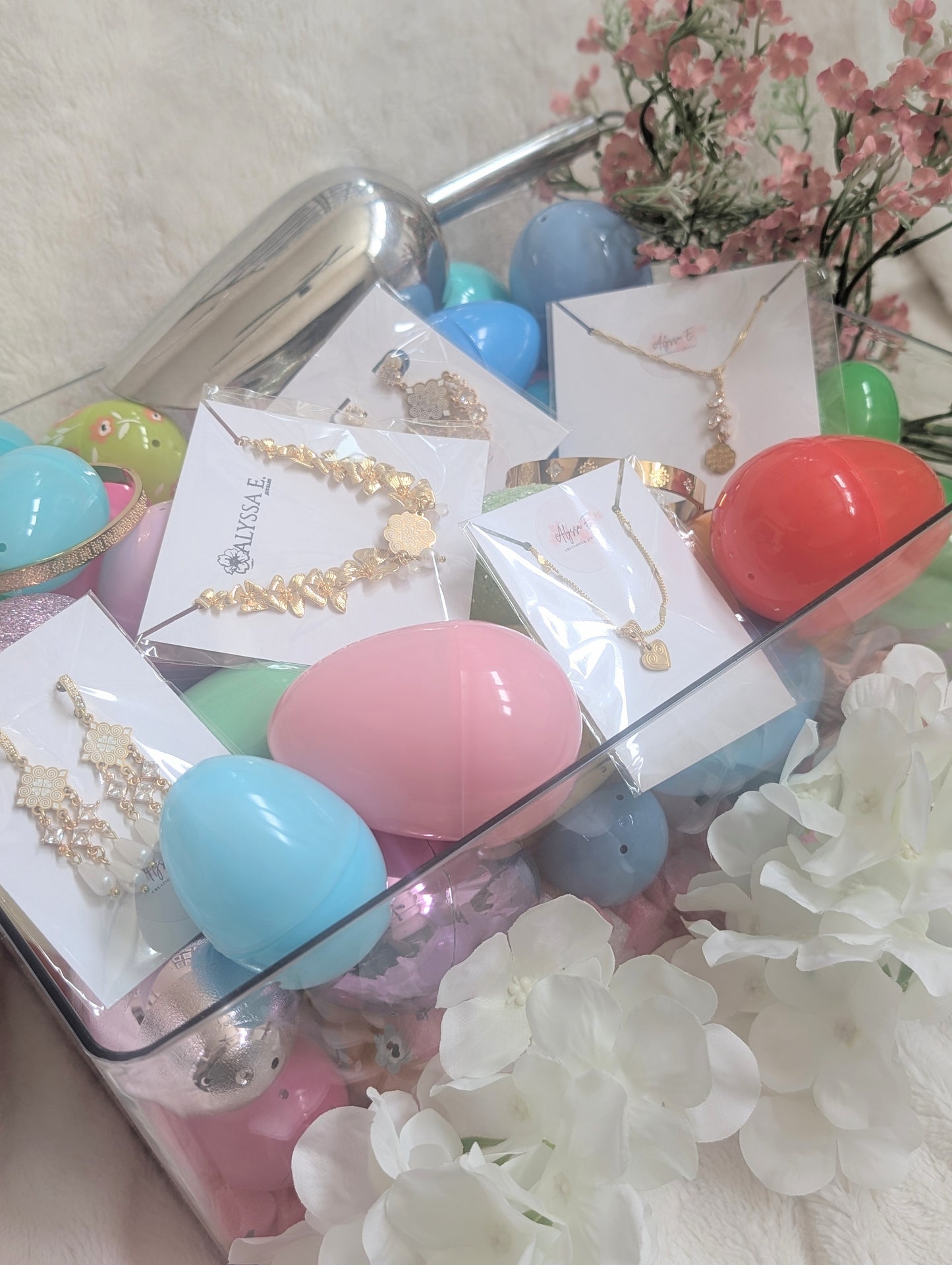 Easter Jewelry Capsule Scoops