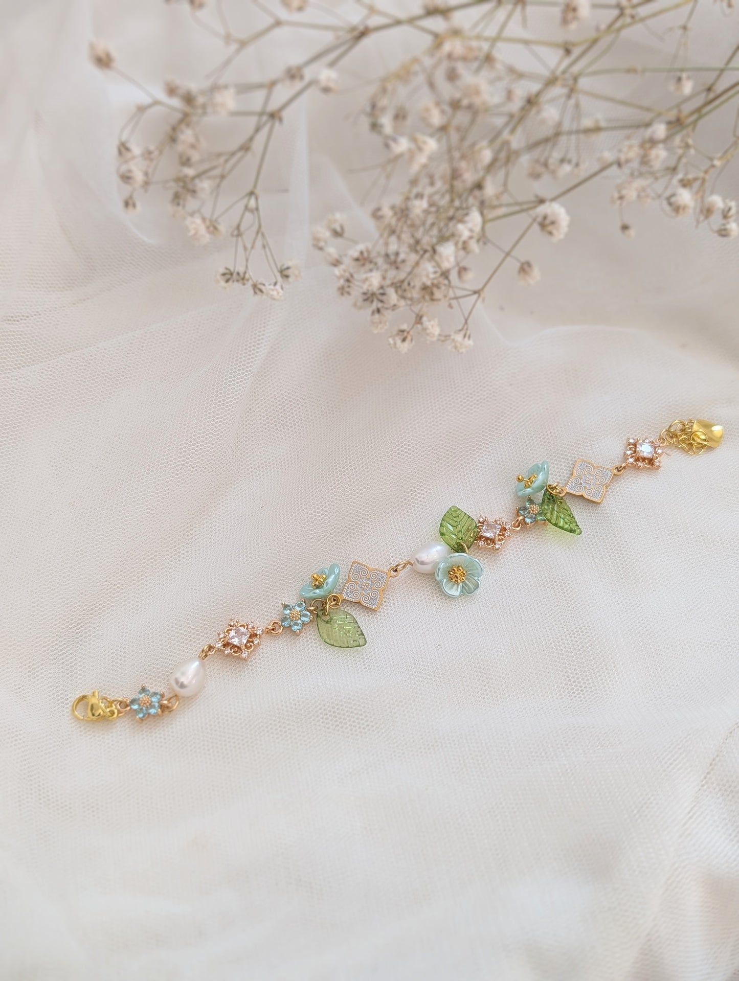 Garden Blue Floral Bracelet