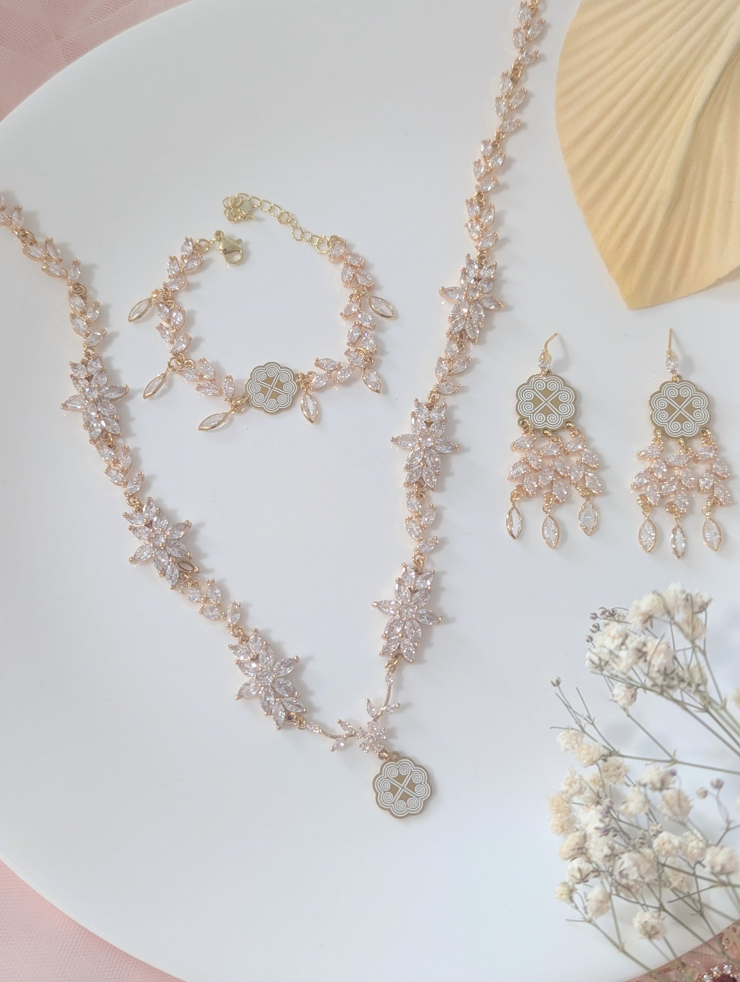 Drape in Diamonds Set