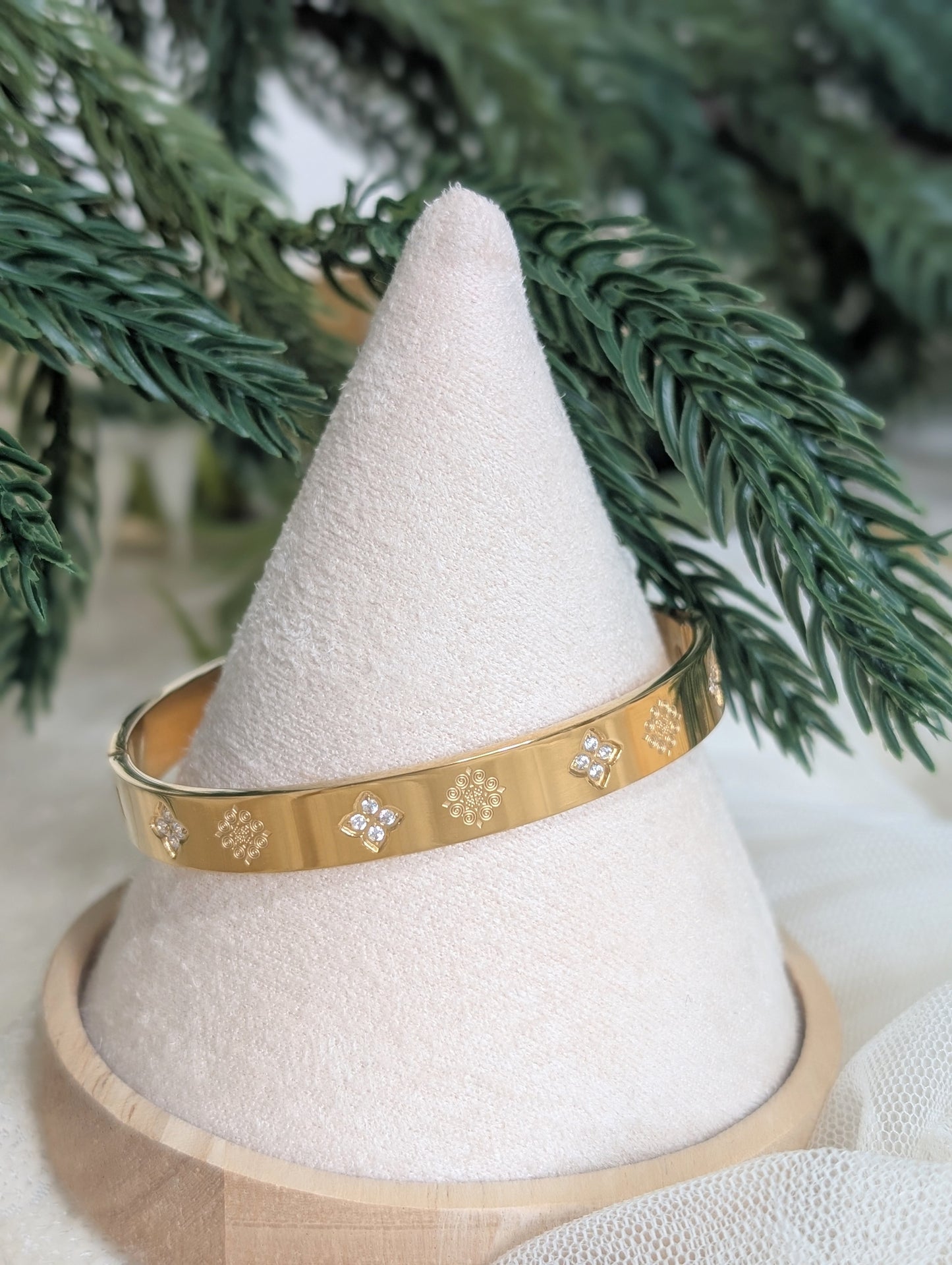 Luxe Bangle Bracelet