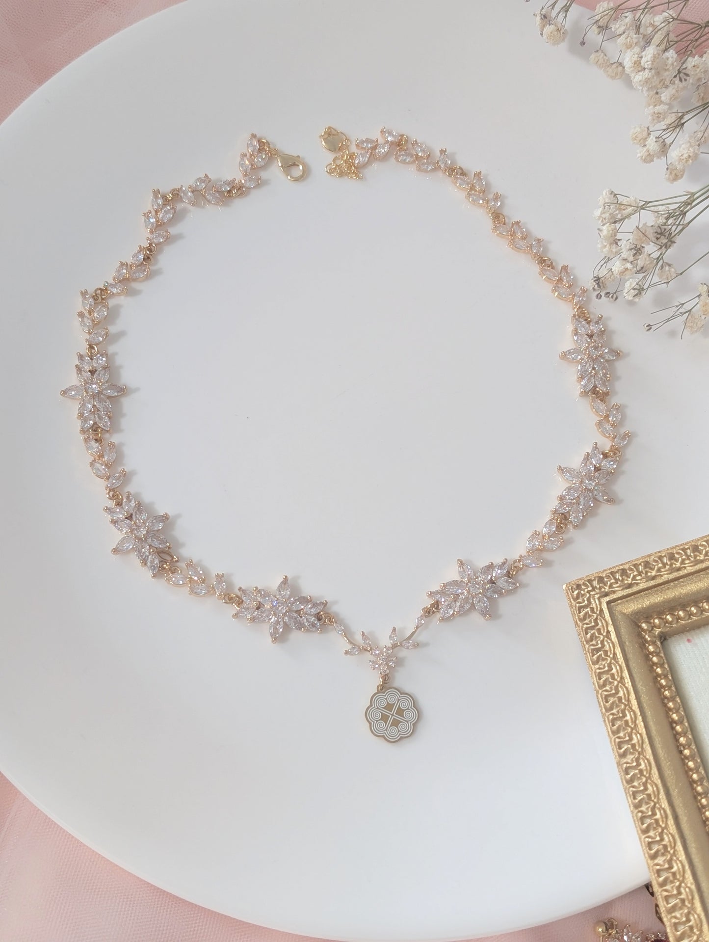 Drape in Diamonds Set