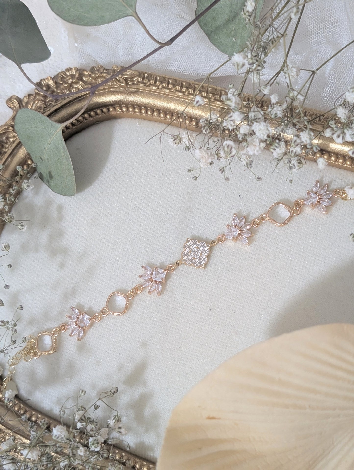 Crystelle Bracelet