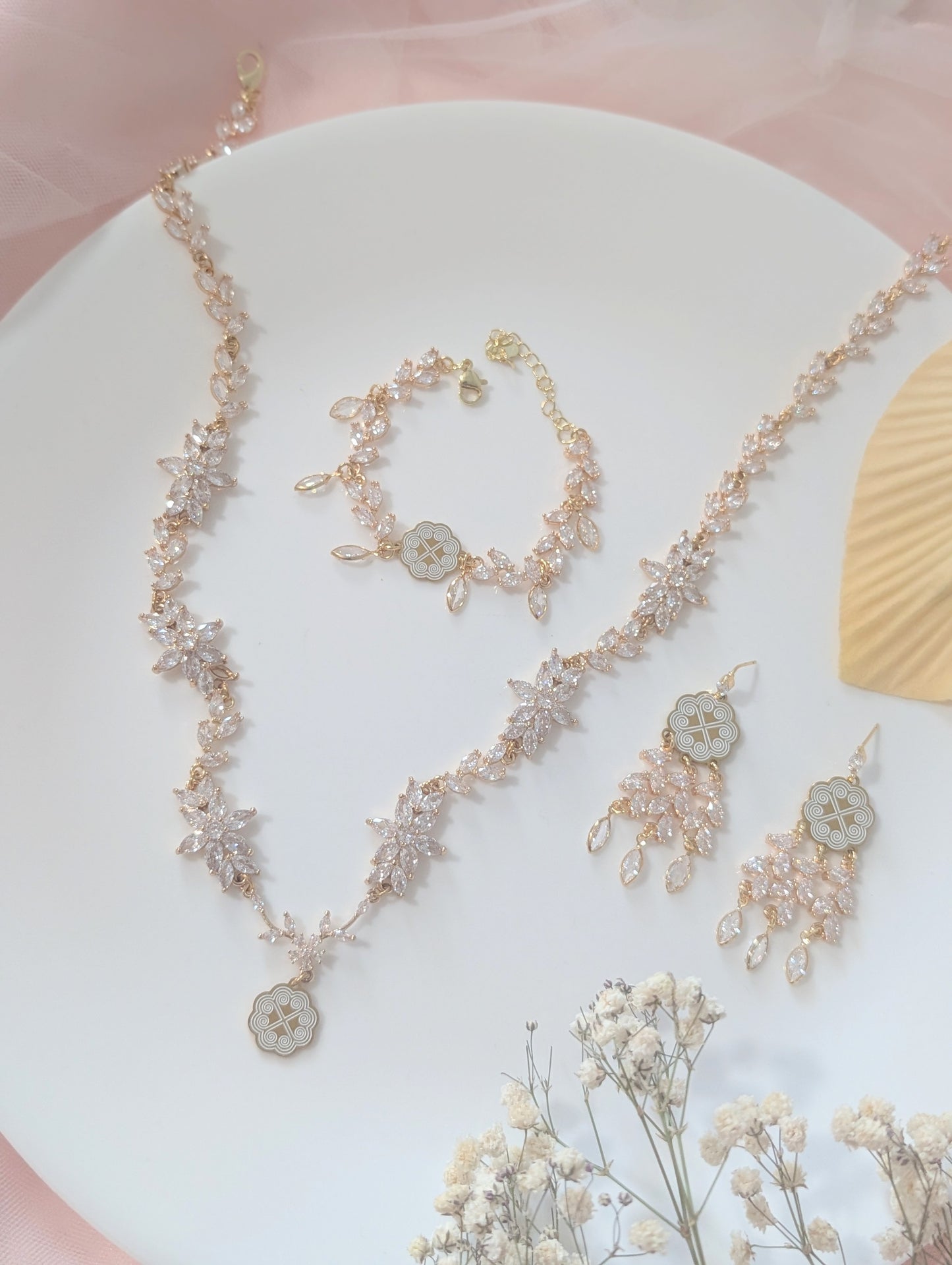 Drape in Diamonds Set