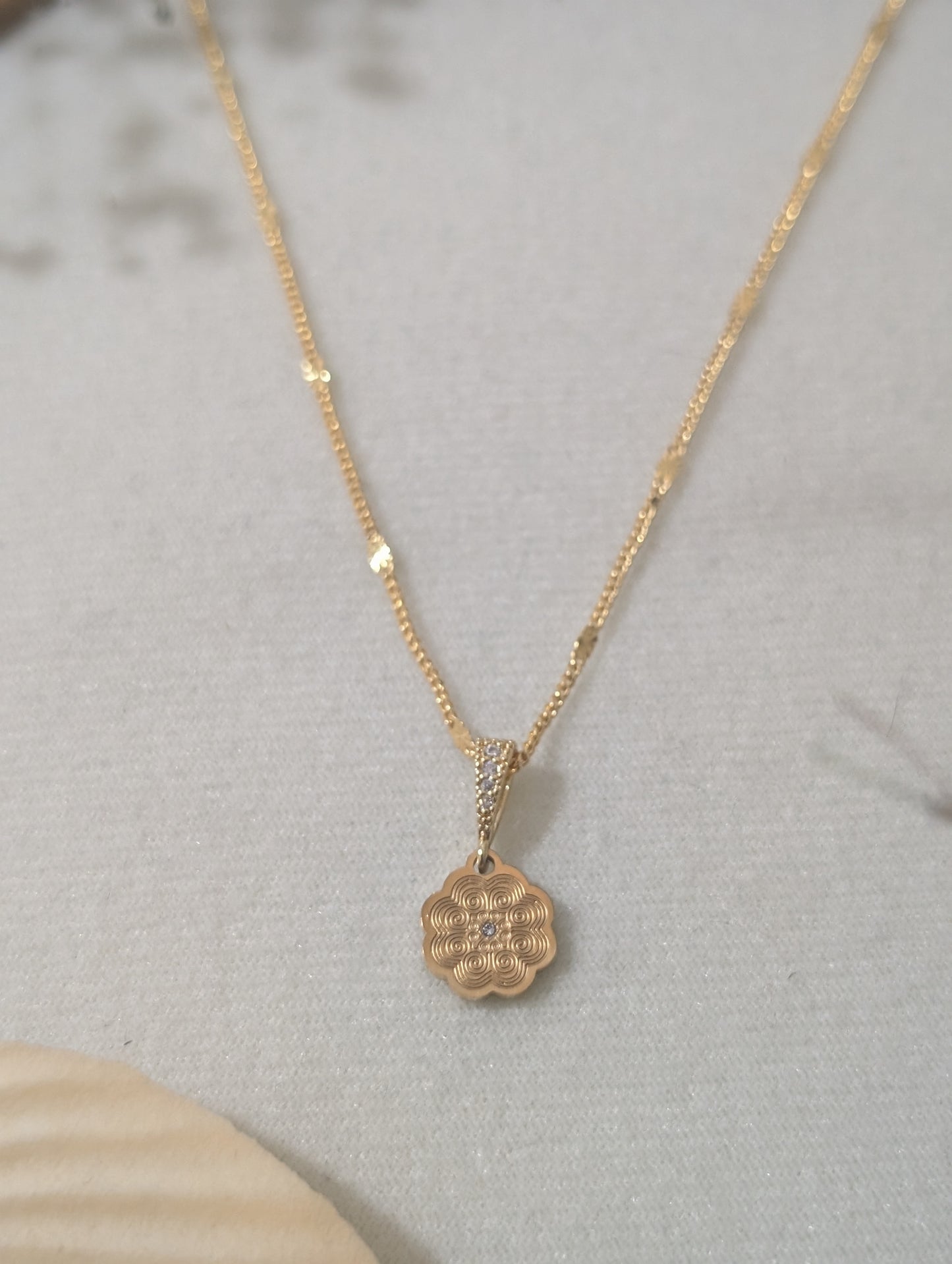 Elephant Foot Gem Necklace