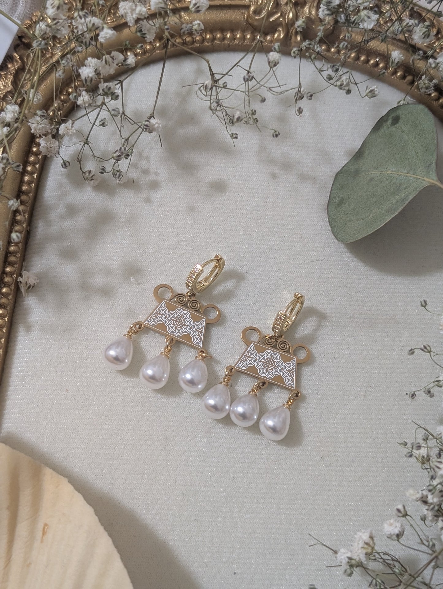 Phiaj Pearl Drop Earrings
