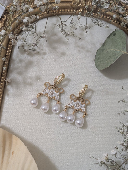 Phiaj Pearl Drop Earrings